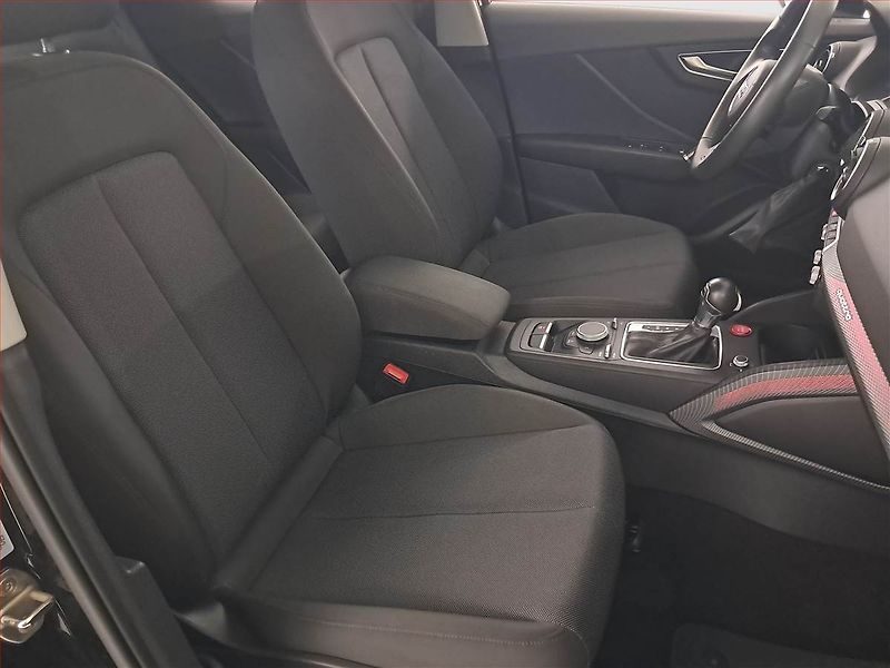 Audi Q2 (2018) sport 2.0 TFSI - fotka 9 z 21