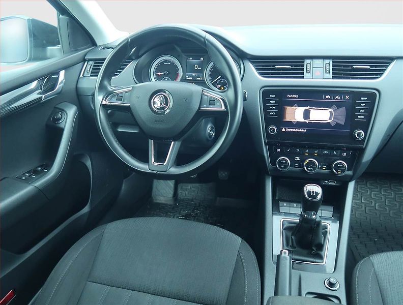 Škoda Octavia (2018) Style 1.6 TDI, Tempomat - fotka 7 z 18