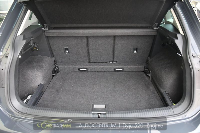 Volkswagen Tiguan 2.0TDi DSG NAVI TAŽNÉ ČR 1.M - fotka 46 z 53