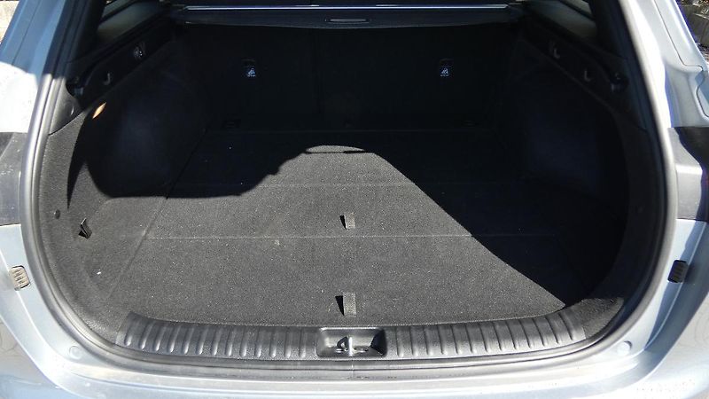 Kia Ceed 1.5 T-GDI 118kW TOP SW DCT - fotka 20 z 22