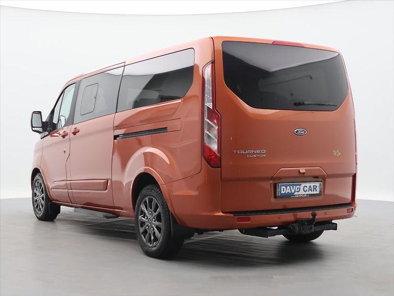 Ford Tourneo Custom 2,0 TDCI 136kW Titanium CZ DPH - fotka 5 z 31