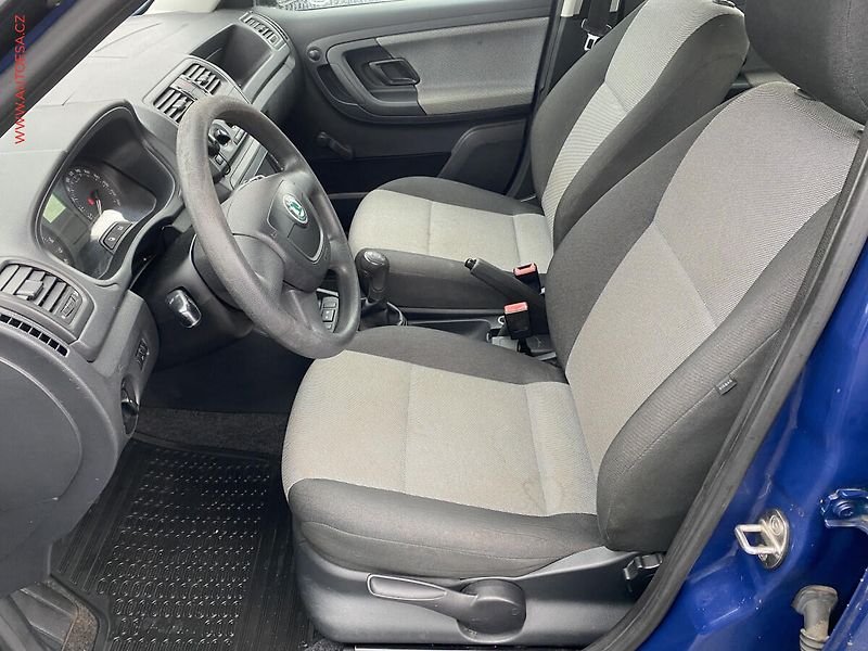 Škoda Fabia (2010) 1.6 TDi, ČR - fotka 9 z 15