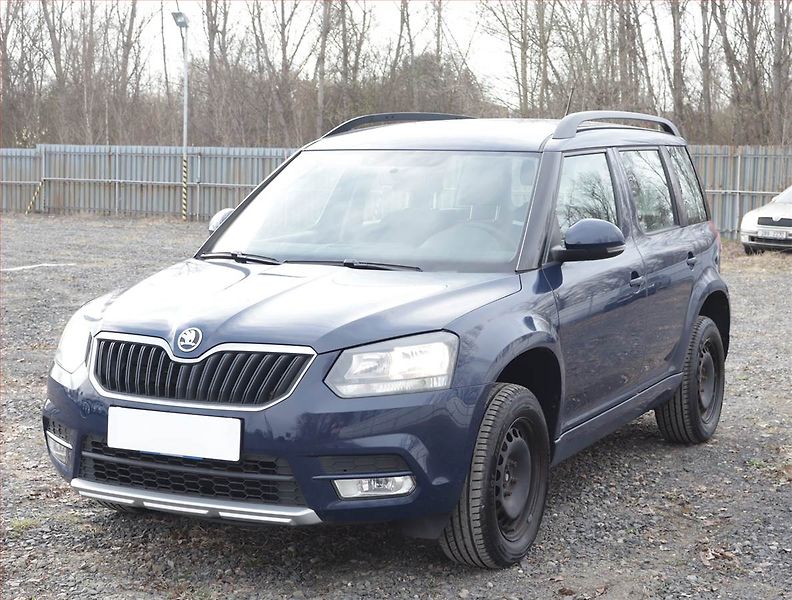 Škoda Yeti (2016) 2.0 TDI, 4X4, ČR,1.maj - fotka 2 z 17