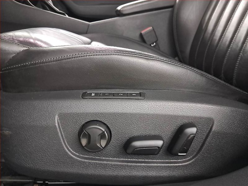 Škoda Superb (2016) Laurin&Klement 2.0 TDI - fotka 18 z 24