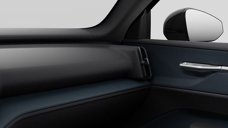 Volvo EX30 Plus P5 Black Edition - fotka 7 z 7