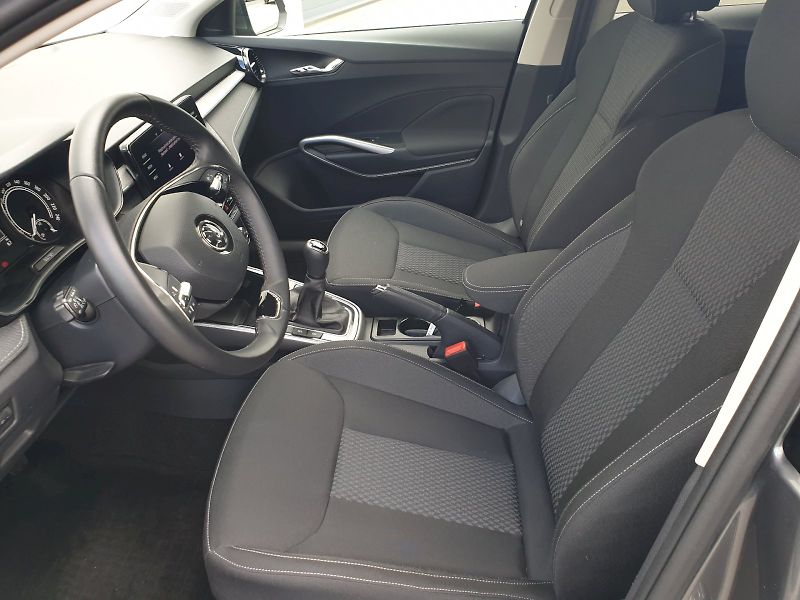 Škoda Fabia (2023) STYLE TSI 70/1.0 M5F - fotka 10 z 26