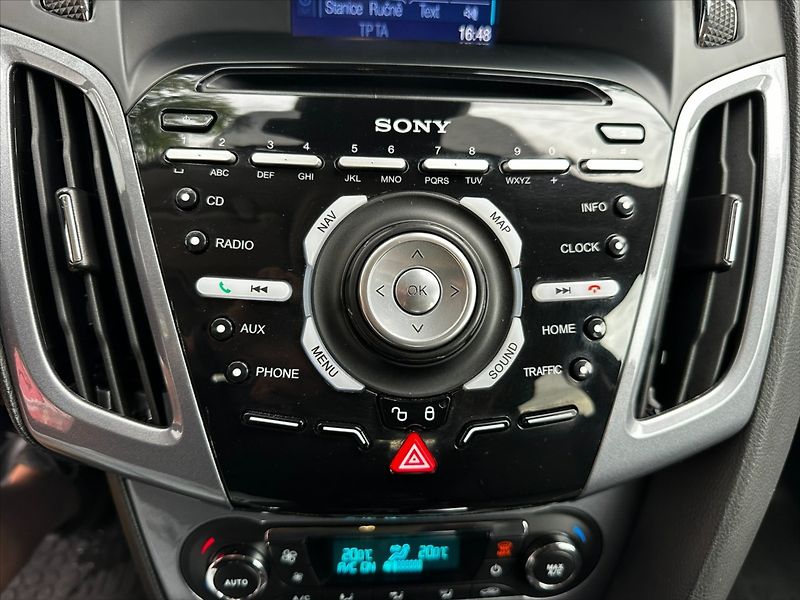Ford Focus 2,0 TDCi 85kW AUTOMAT - fotka 28 z 39