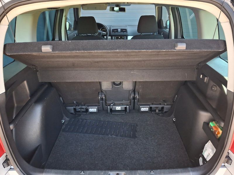 Škoda Yeti (2014) Ambition Plus DSG 1,4TSi 90kW - fotka 8 z 28