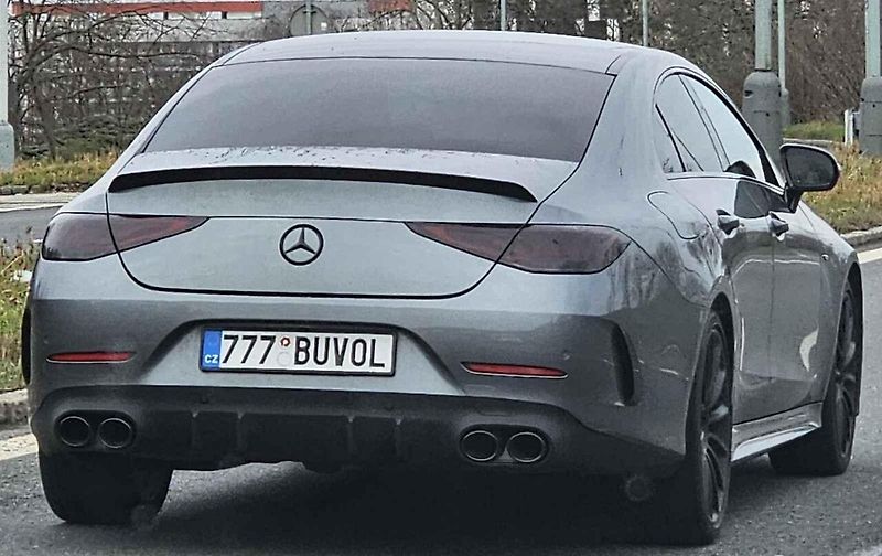 SPZ LOVEC - Vítězná značka druhého kola druhé série soutěže.