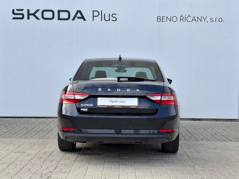 Škoda Superb (2021) Style Plus DSG 2,0TDi 110kW - fotka 13 z 35
