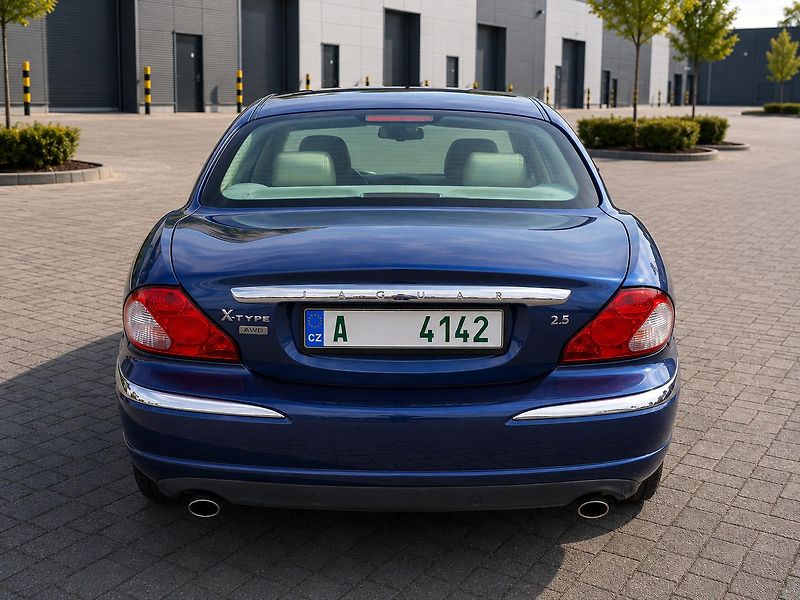 Jaguar X-Type 2.5 V6 AWD,DKLIMA,KŮŽE,TEMP,AL - fotka 5 z 14