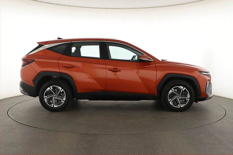 Hyundai Tucson (2026) 1.6 T-GDI, COMFORT, KAMERA - fotka 6 z 18