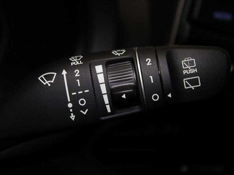 Hyundai i30 1,0 T-GDi 88kW 1.maj.ČR 40tkm! - fotka 14 z 19