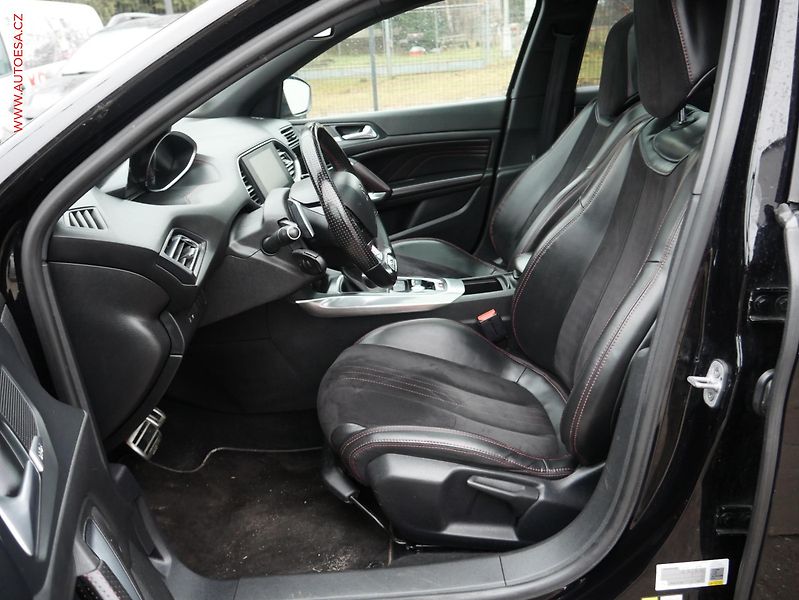 Peugeot 308 (2015) 2.0 HDi, 2.maj, AT, navi, LED - fotka 9 z 20