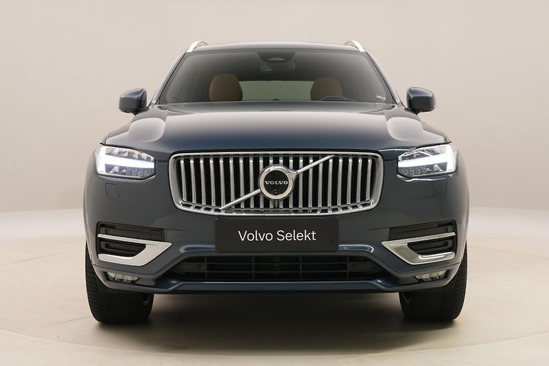 Volvo XC90 B5 AWD BRIGHT ULTRA AUT CZ 7m - fotka 16 z 66