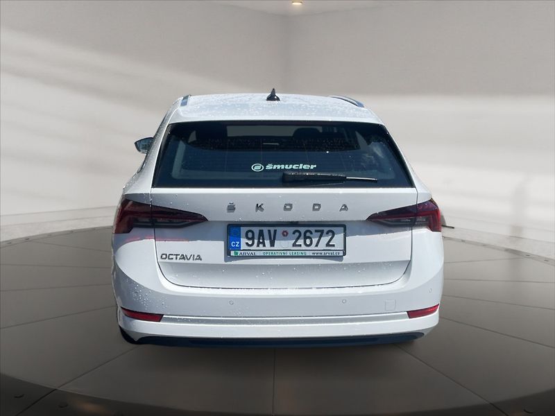 Škoda Octavia 2,0 TDI 110 Style DSG - fotka 5 z 11