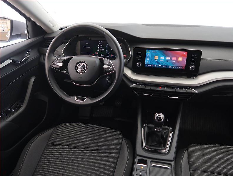 Škoda Octavia (2023) Ambition 2.0 TDI - fotka 7 z 23