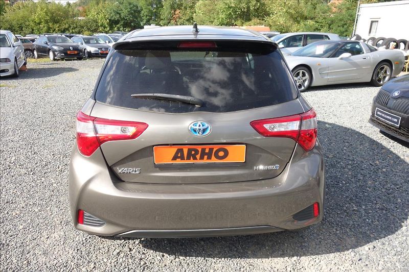 Toyota Yaris 1,5 i, ČR, HYBRID, SELECTION. - fotka 5 z 7