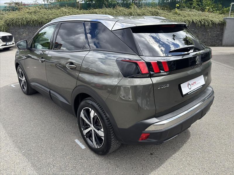 Peugeot 3008 1,2 PT AT 1.ČR PLNÝ SERVIS - fotka 3 z 37