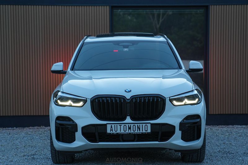 BMW X5 (2023) X5 xDrive40d M Sport Bowers - fotka 7 z 31