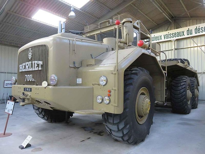 Obří nákladní automobil Berliet T100 číslo 2.