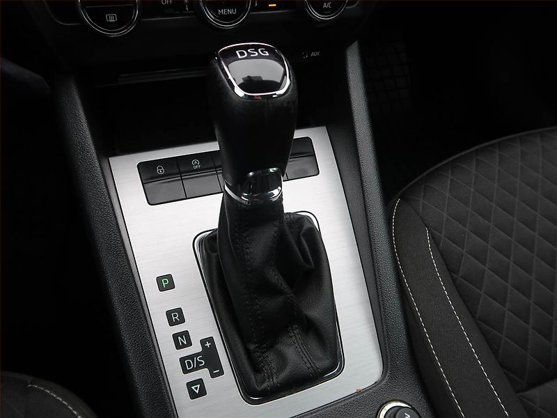 Škoda Octavia (2017) 2.0 TDI, Automat, Navi - fotka 13 z 19