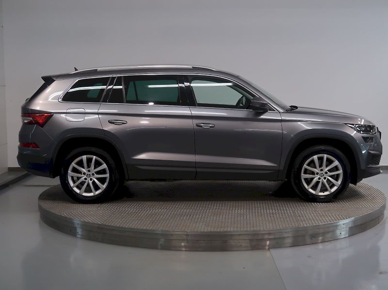 Škoda Kodiaq (2023) STYLE 2.0TDI 147KW 4x4 DSG TAŽ - fotka 8 z 44