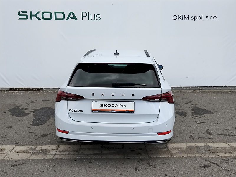 Škoda Octavia (2022) Combi SportLine 2,0 Tdi 110 Kw - fotka 38 z 40