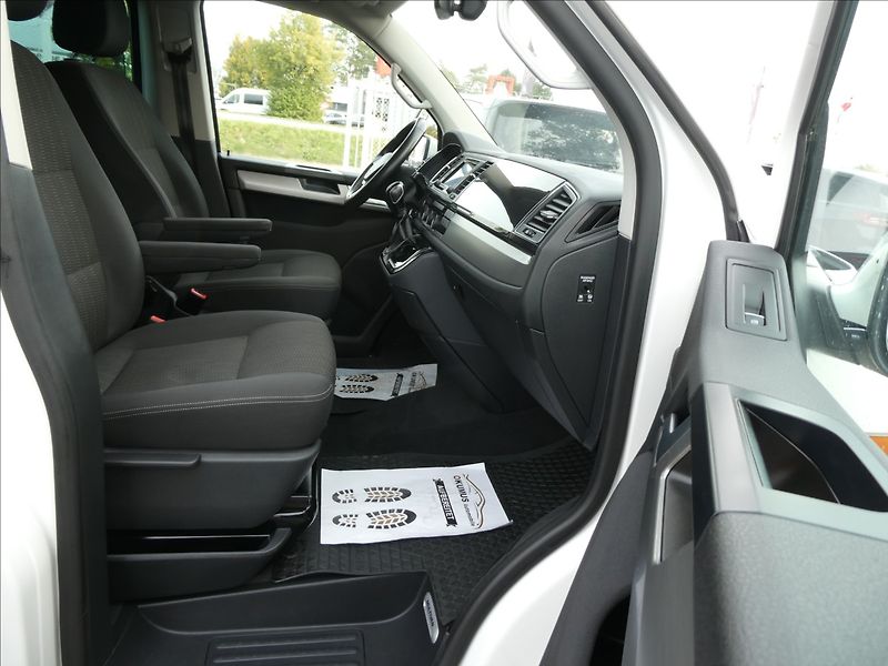 Volkswagen Multivan 2,0 TDi 110kW DSG,BULLI,1.maj. - fotka 23 z 50
