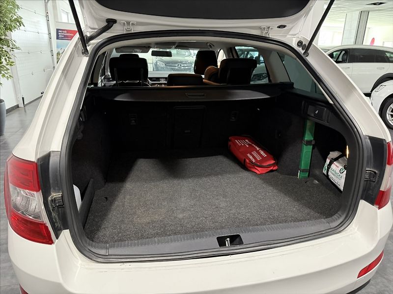 Škoda Octavia 1,4   TSI CNG DSG KLIMA DPH - fotka 13 z 17