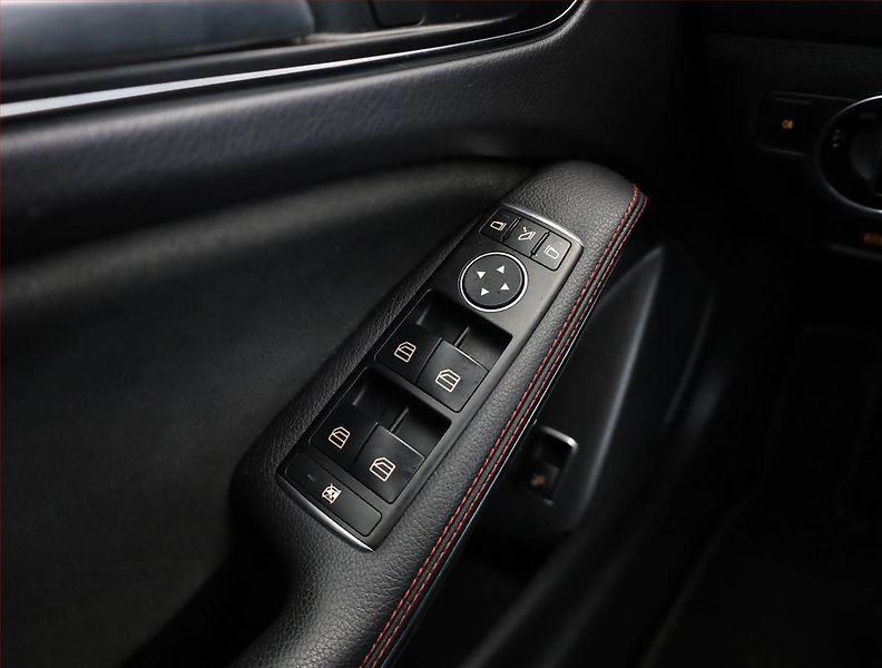 Mercedes-Benz GLA (2017) AMG line 220 d, Automat - fotka 17 z 20