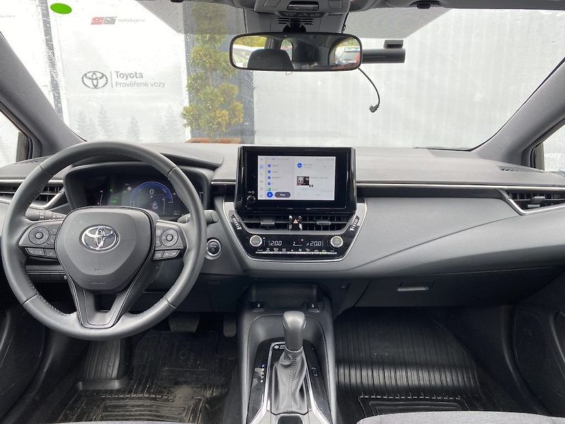 Toyota Corolla 1.8HEV, ČR-1m, Active, DPH - fotka 10 z 15