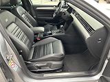 Volkswagen Passat 2.0 TDI 4x4 R-Line - náhled 28