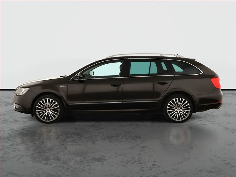 Škoda Superb (2013) Laurin&Klement 2.0 TDI, 4X4 - fotka 3 z 21