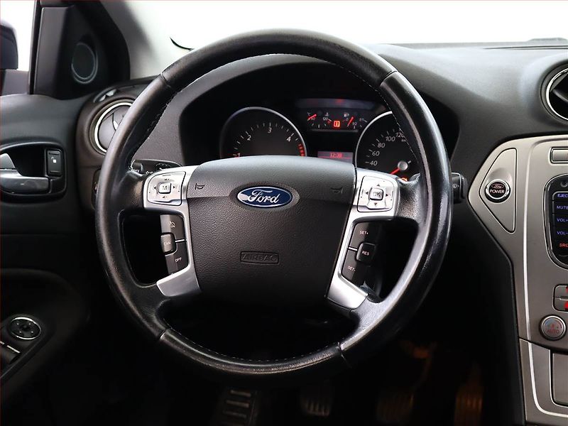 Ford Mondeo (2007) 1.8 TDCi, nová STK, Tažné - fotka 13 z 15