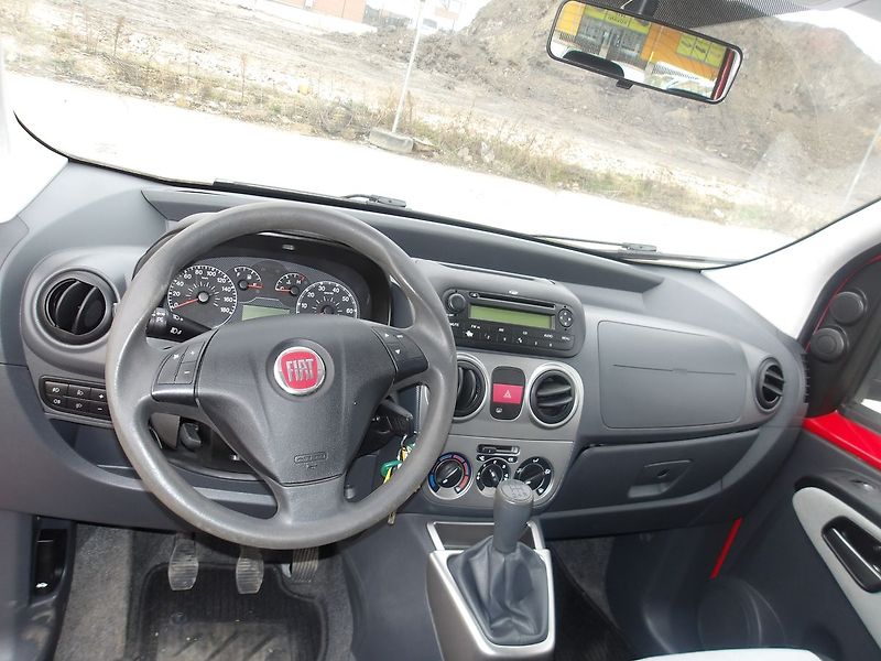 Fiat Qubo 1,4i ČR 1.MAJITELKA !!! - fotka 17 z 28