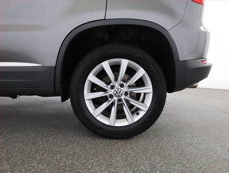 Volkswagen Tiguan (2012) 2.0 TDI, Tempomat - fotka 17 z 17