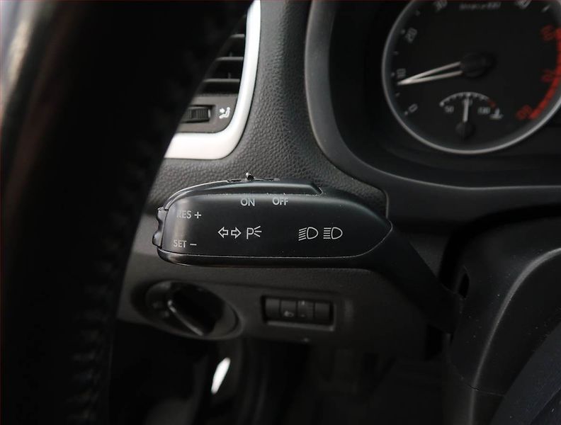 Škoda Roomster (2007) 1.4 16V, po STK, Tažné - fotka 16 z 18