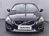 Volvo V60 (2010) 2.0 D3, ČR, Momentum - náhled 1