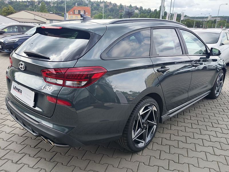 Hyundai i30 1.5 T-GDI/103kW N-Line DCT - fotka 5 z 36