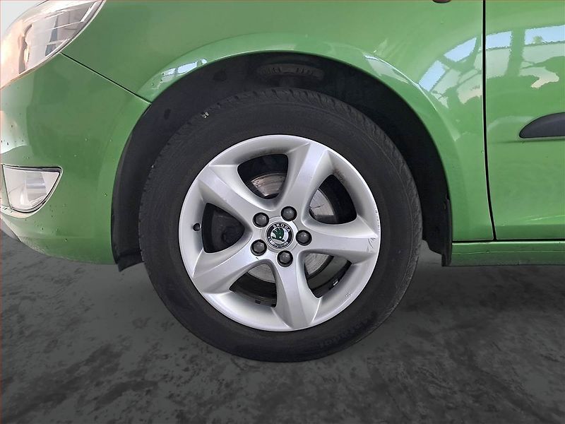 Škoda Fabia (2011) Sport 1.2 TSI - fotka 14 z 14