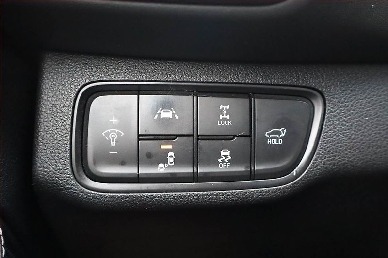 Hyundai Santa Fe (2019) Style 2.2 CRDi, 4X4, Automat - fotka 26 z 34