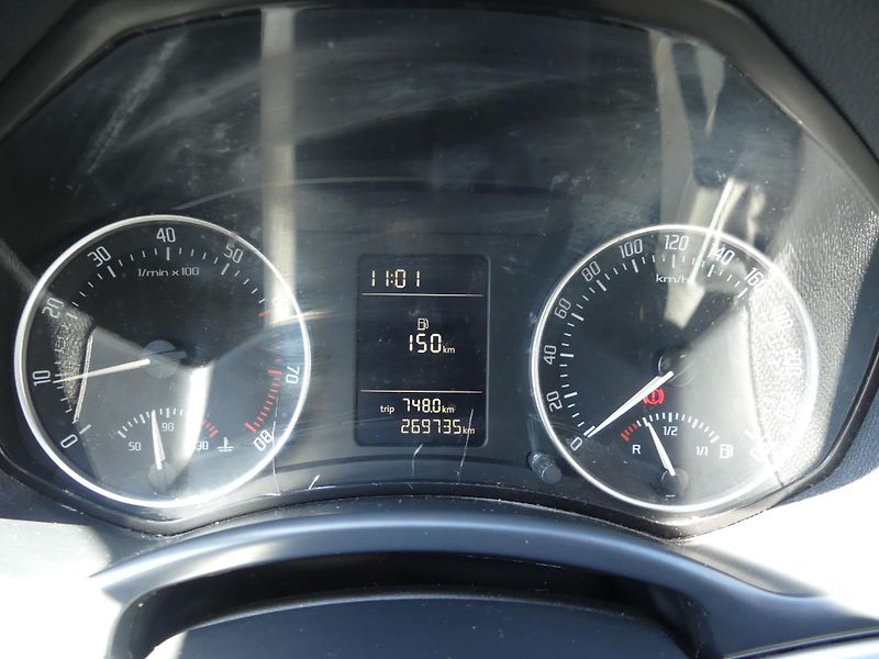 Škoda Octavia (2009) 1,6 MPi - fotka 13 z 16