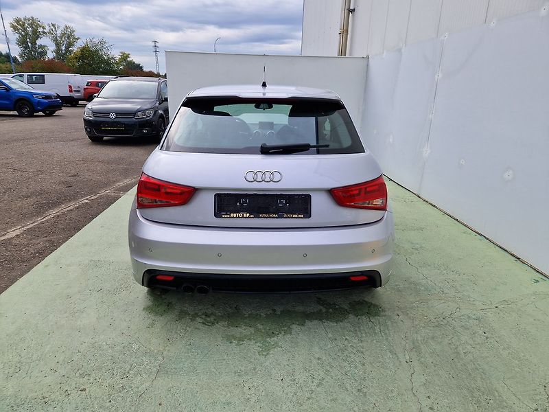 Audi A1 Ambition 1.4TFSI S-Line - fotka 8 z 34