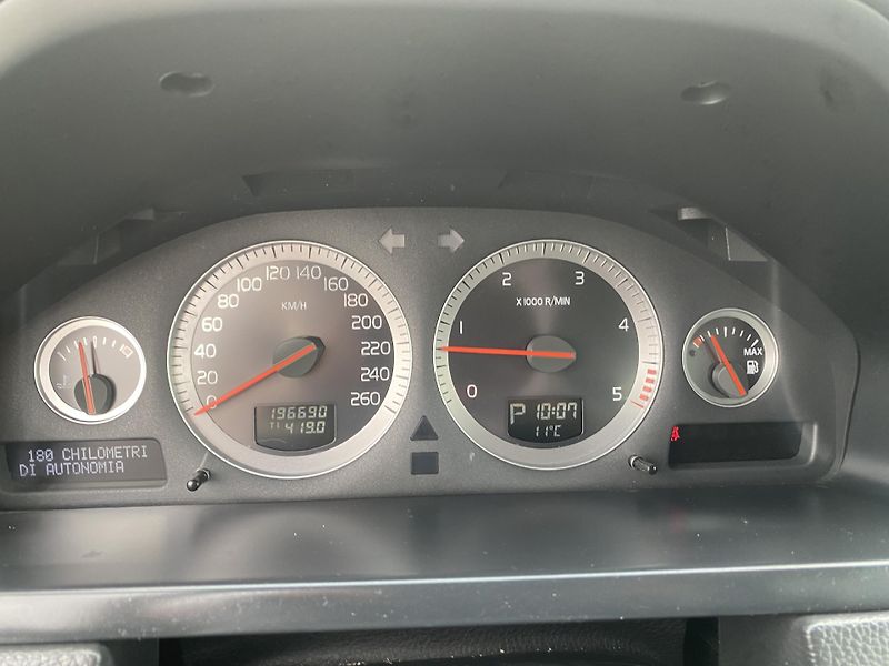 Volvo XC90 2.5TDi D5 200PS 7M 196000KM 1A - fotka 155 z 161