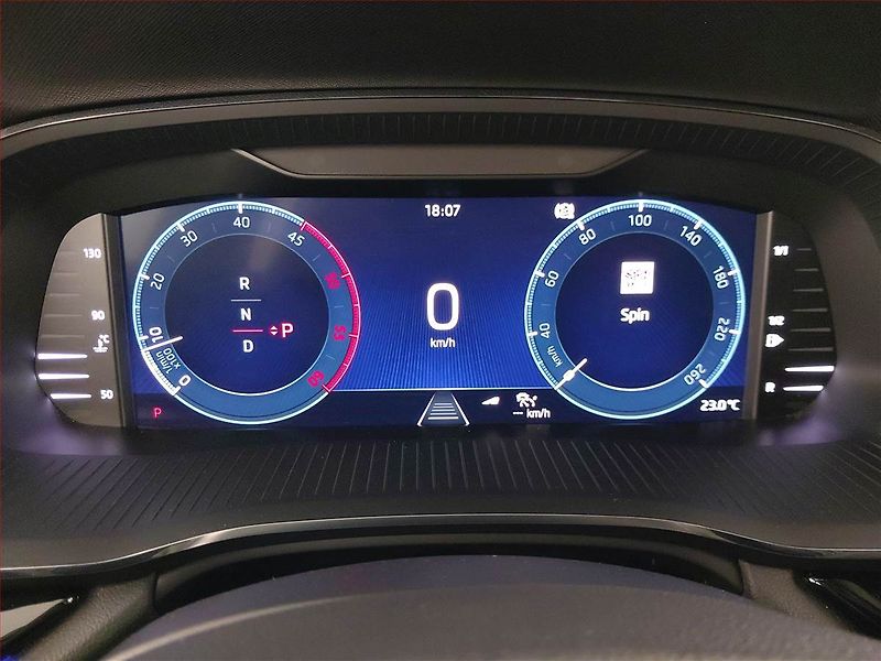 Škoda Octavia (2023) 2.0 TDI - fotka 11 z 23