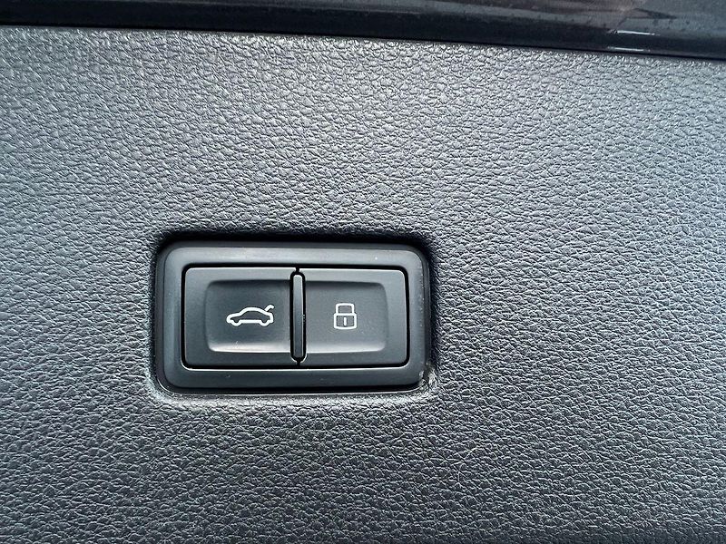 Audi Q8 S-line 50TDI 210kW - fotka 17 z 20