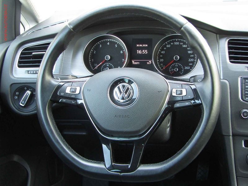 Volkswagen Golf (2014) 1.2 TSi, Comfortline, +kola - fotka 13 z 20