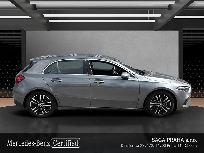Mercedes-Benz Třídy A A-Třída 180 Progressive Editio - fotka 3 z 18
