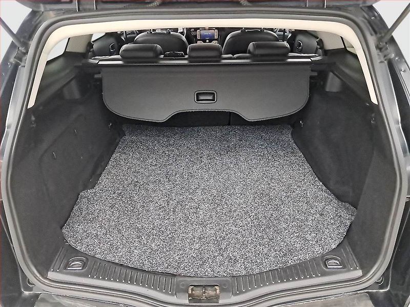 Ford Mondeo (2010) 2.2 TDCI, Navi, Tempomat - fotka 14 z 20